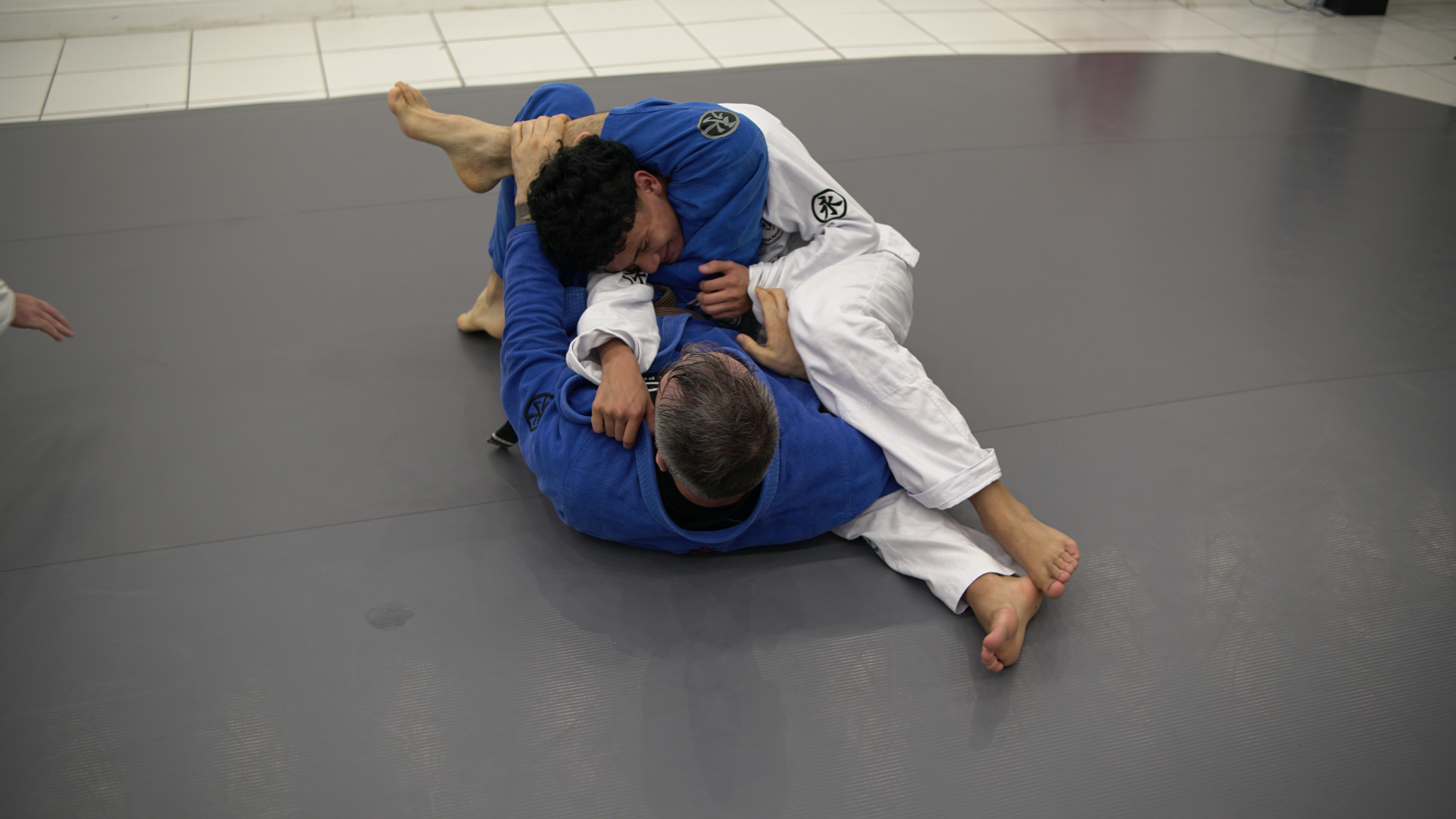 Treino dinâmico na Legacy One Academy Vila Romana